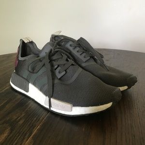 Adidas NMD R1 Women's Size 9